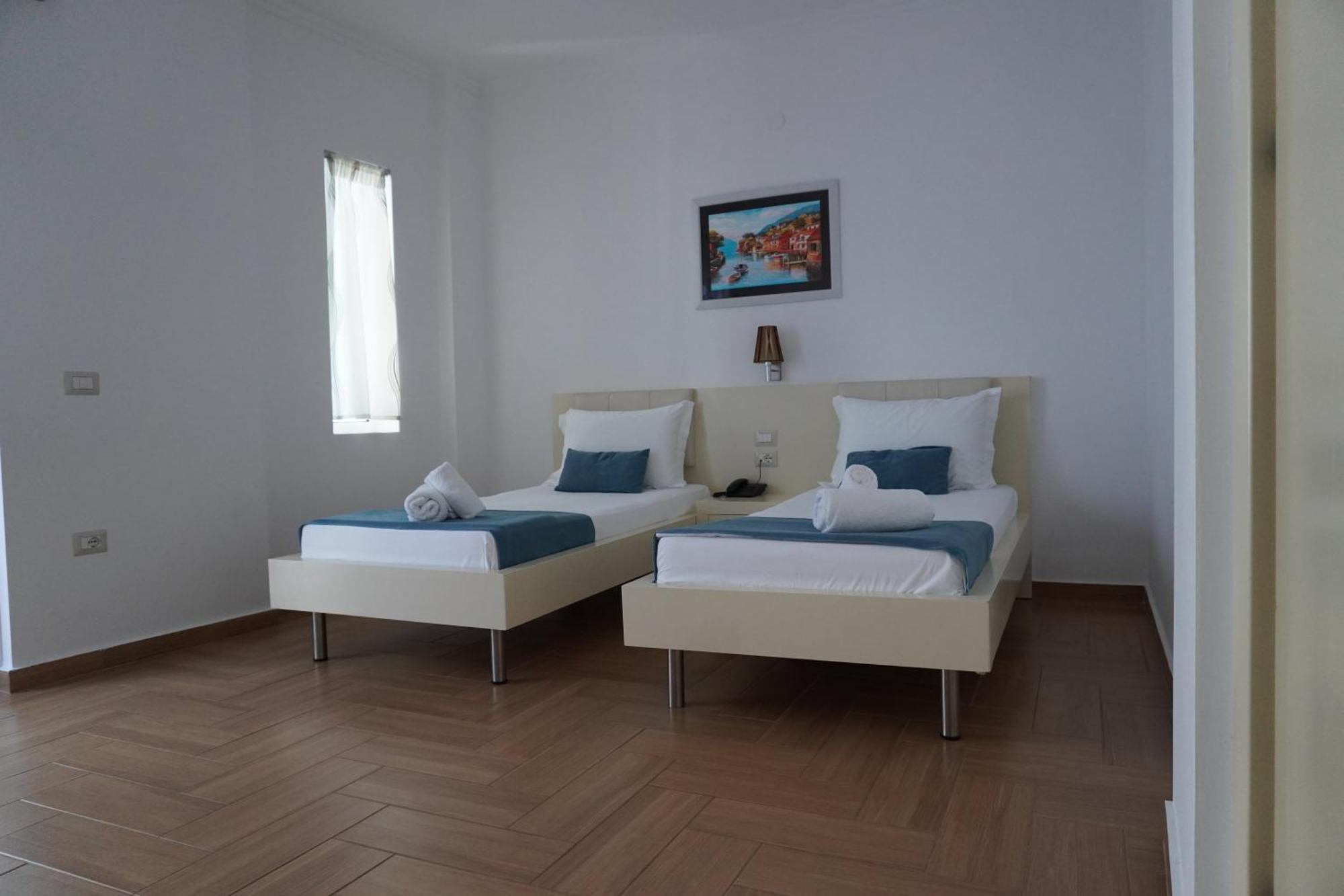 Hotel Agel Саранде Екстериор снимка