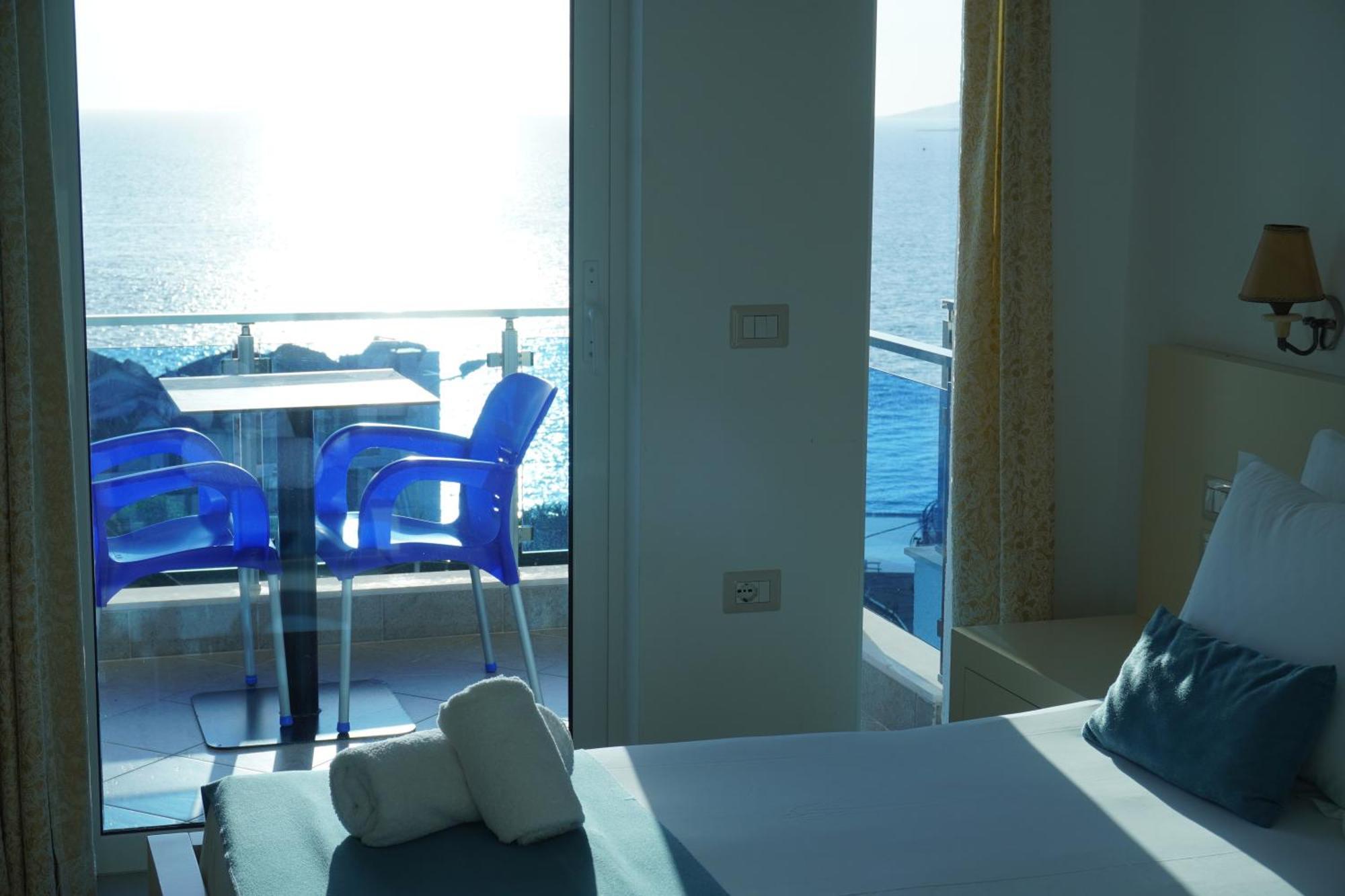 Hotel Agel Саранде Екстериор снимка